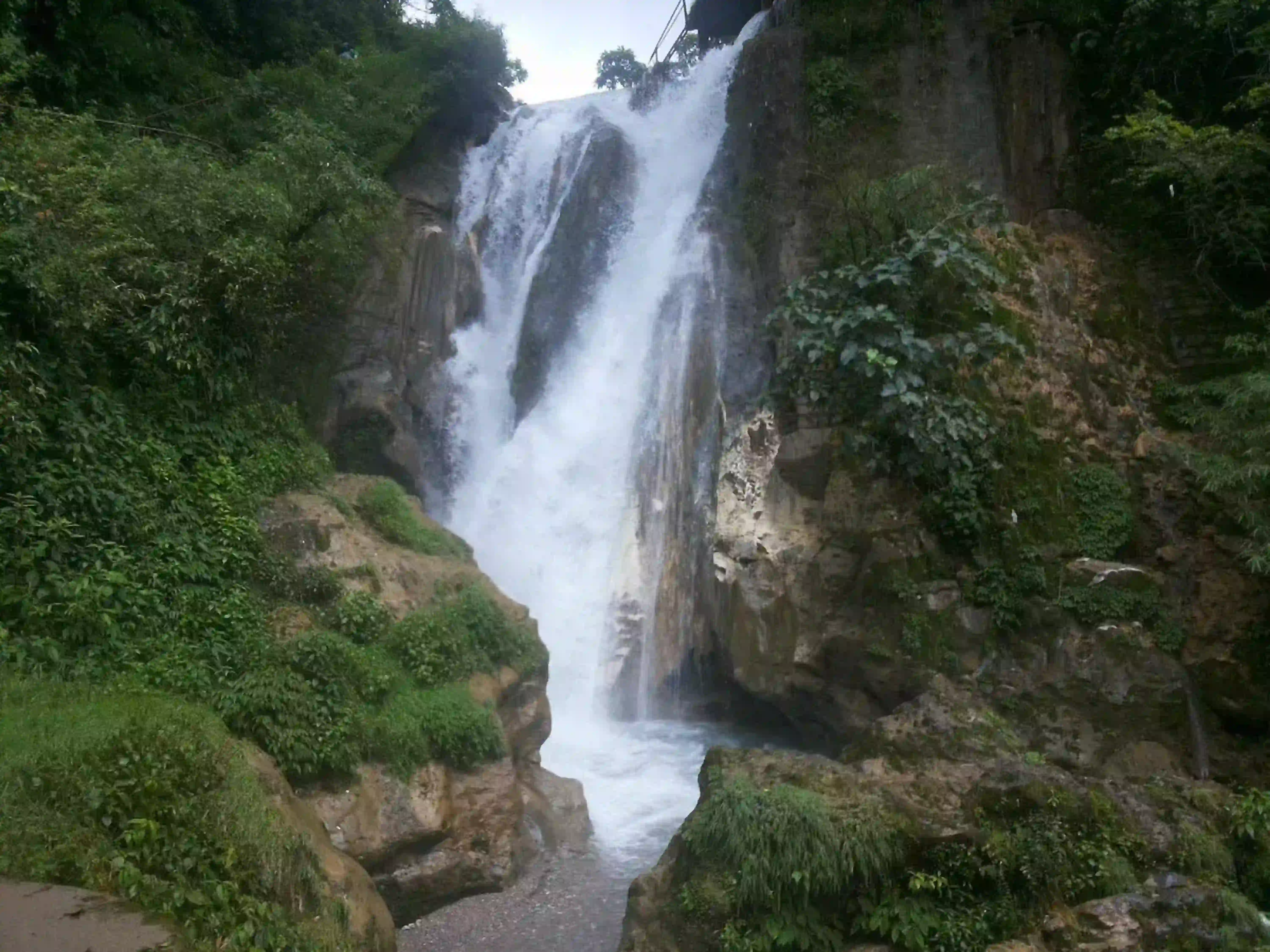 Bhatta Fall in Mussoorie